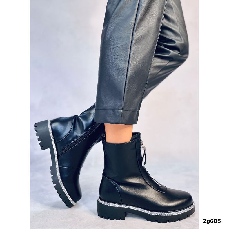 Botin negro apliques plateado brillantes cierre frontal suela 4cm AM7503 C-65